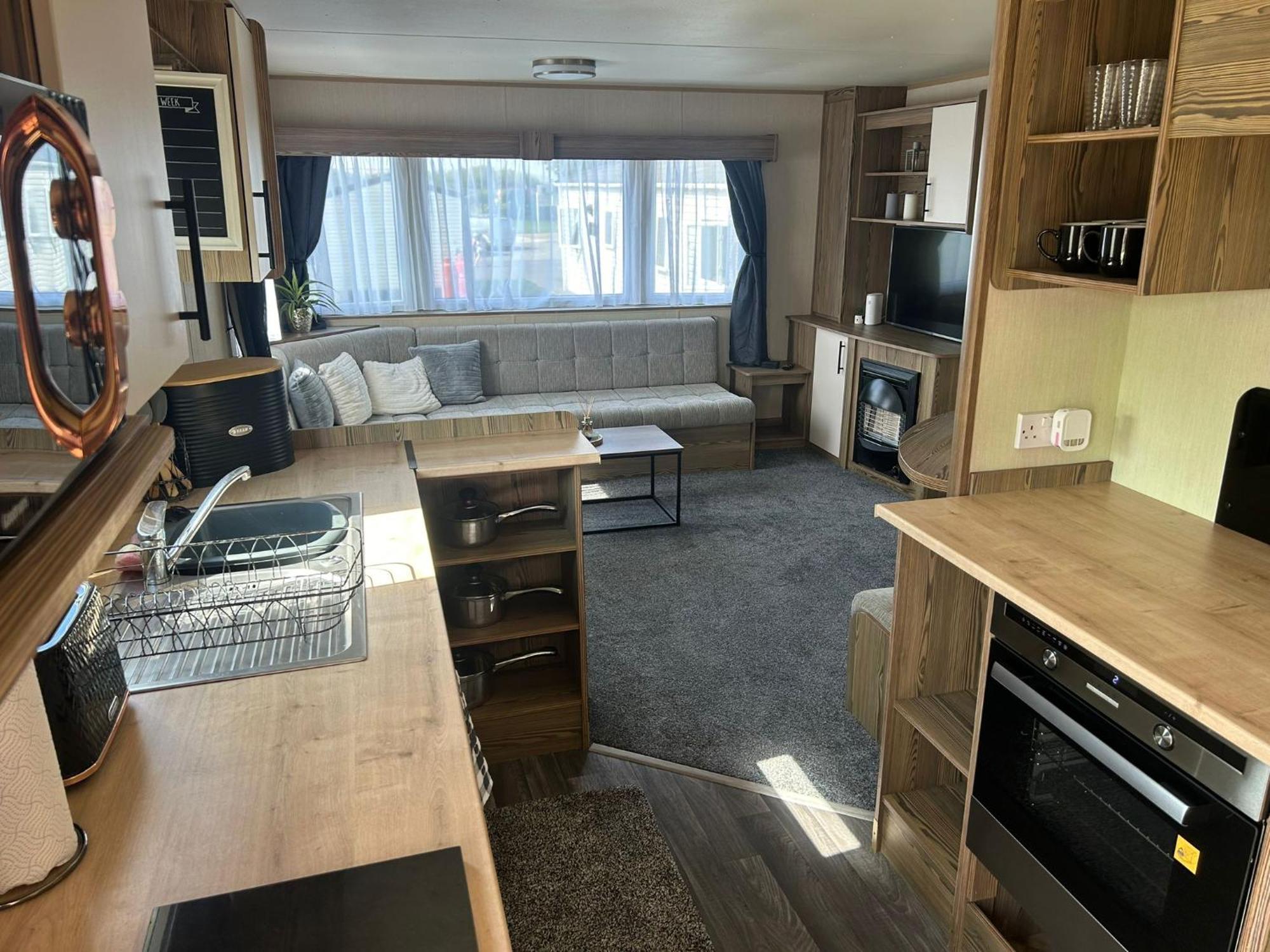 Blue Dolphin Holiday Park Gristhorpe Bagian luar foto